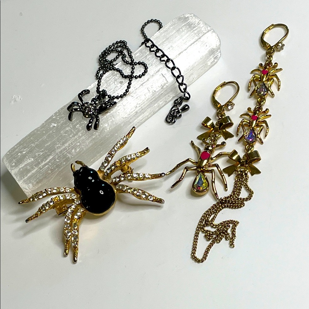 Vintage Halloween Jewelry Gold and Black Spiders Brooch, Earrings & Necklace